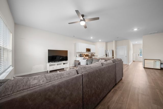 307 Masters Way, Dickson, TN 37055