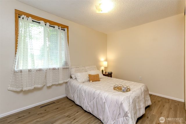 15406 11th Avenue Ct E, Tacoma, WA 98445