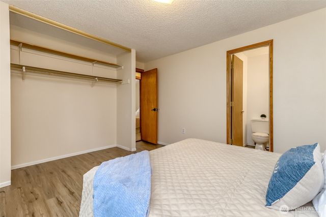 15406 11th Avenue Ct E, Tacoma, WA 98445