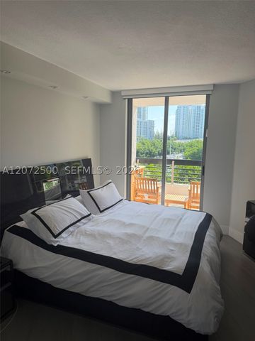 3400 NE 192nd St 511, Aventura, FL 33180