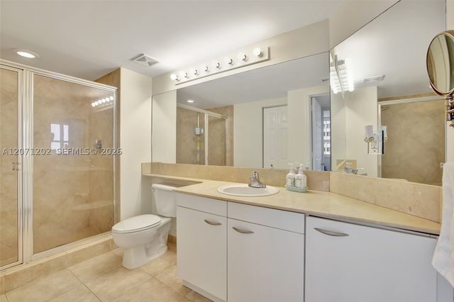 2080 S OCEAN DR 1102, Hallandale Beach, FL 33009