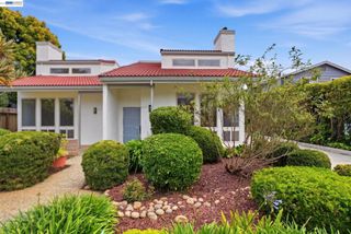 2013 Dolphin Dr, Aptos, CA 95003