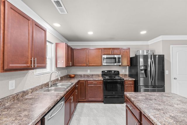 200 Davis Ct., Little River, SC 29566