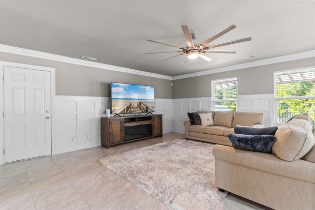200 Davis Ct., Little River, SC 29566