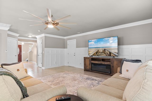 200 Davis Ct., Little River, SC 29566