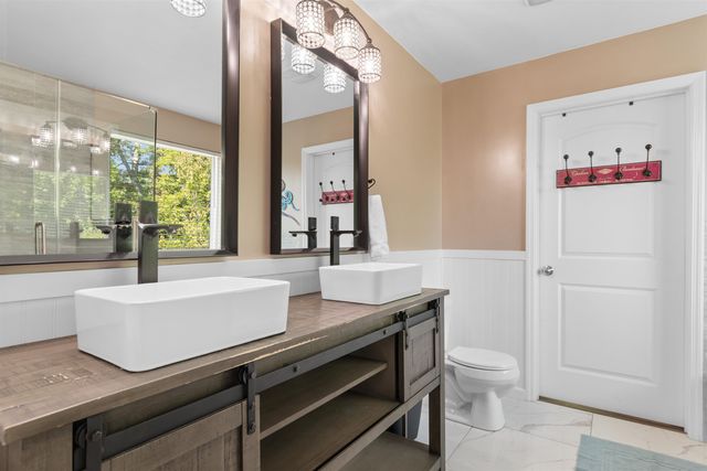 200 Davis Ct., Little River, SC 29566
