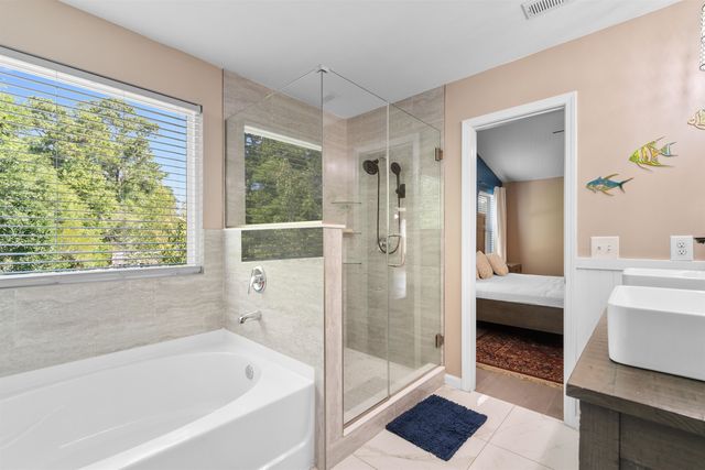 200 Davis Ct., Little River, SC 29566