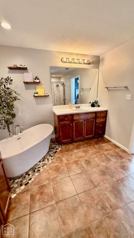 6025 Whitecliff Drive, Jonesboro, AR 72405