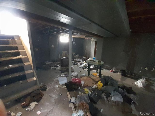 15363 Plainview Avenue, Detroit, MI 48223