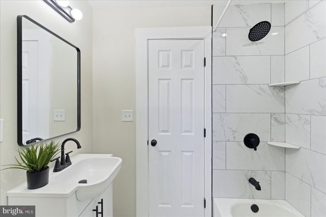 1 GLENWOOD AVE, Baltimore, MD 21228