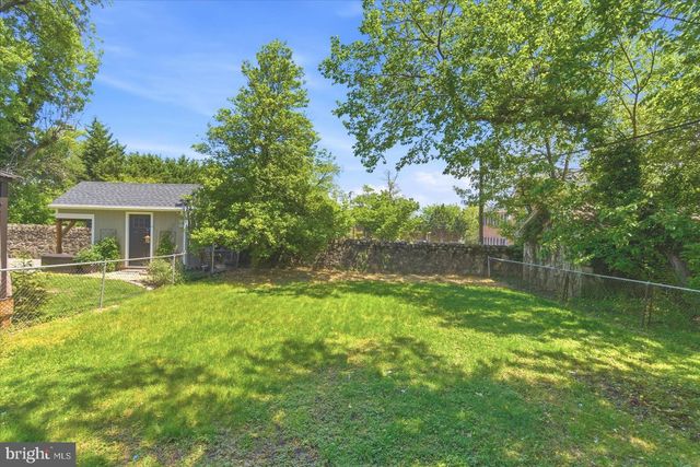 1 GLENWOOD AVE, Baltimore, MD 21228