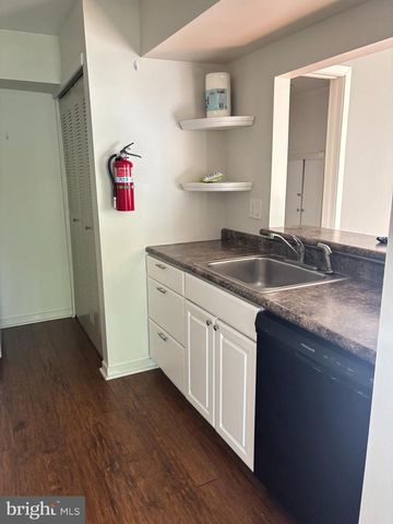 1303 ROBERTS WAY, Voorhees, NJ 08043