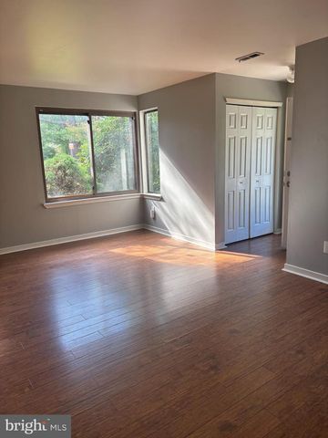 1303 ROBERTS WAY, Voorhees, NJ 08043