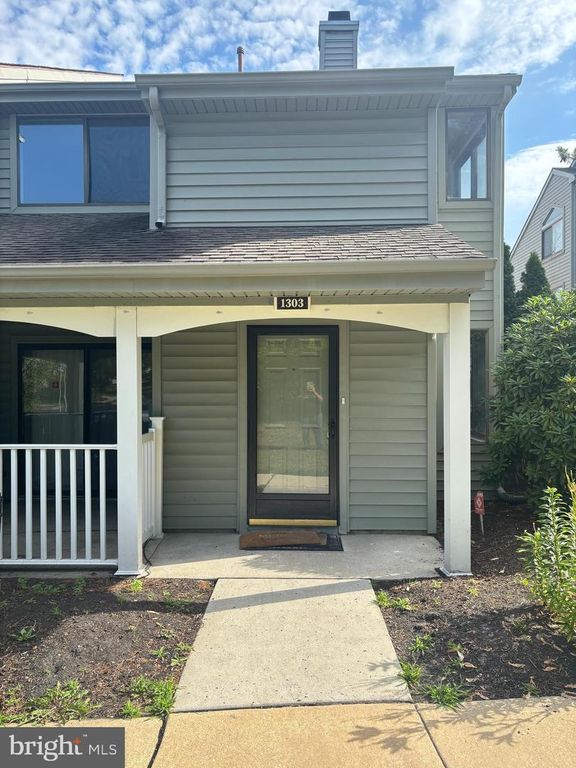 1303 ROBERTS WAY, Voorhees, NJ 08043