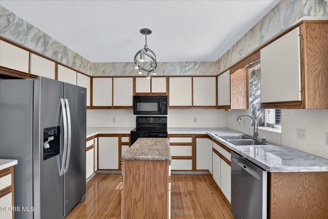6820 Carrietowne Lane, 6820, Toledo, OH 43617