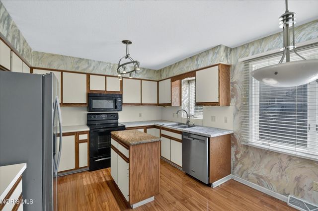 6820 Carrietowne Lane, 6820, Toledo, OH 43617