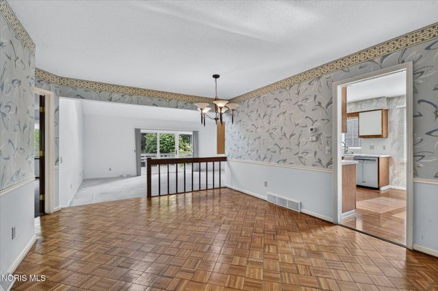 6820 Carrietowne Lane, 6820, Toledo, OH 43617