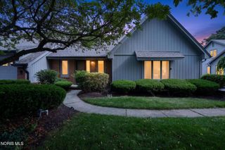 6820 Carrietowne Lane, 6820, Toledo, OH 43617