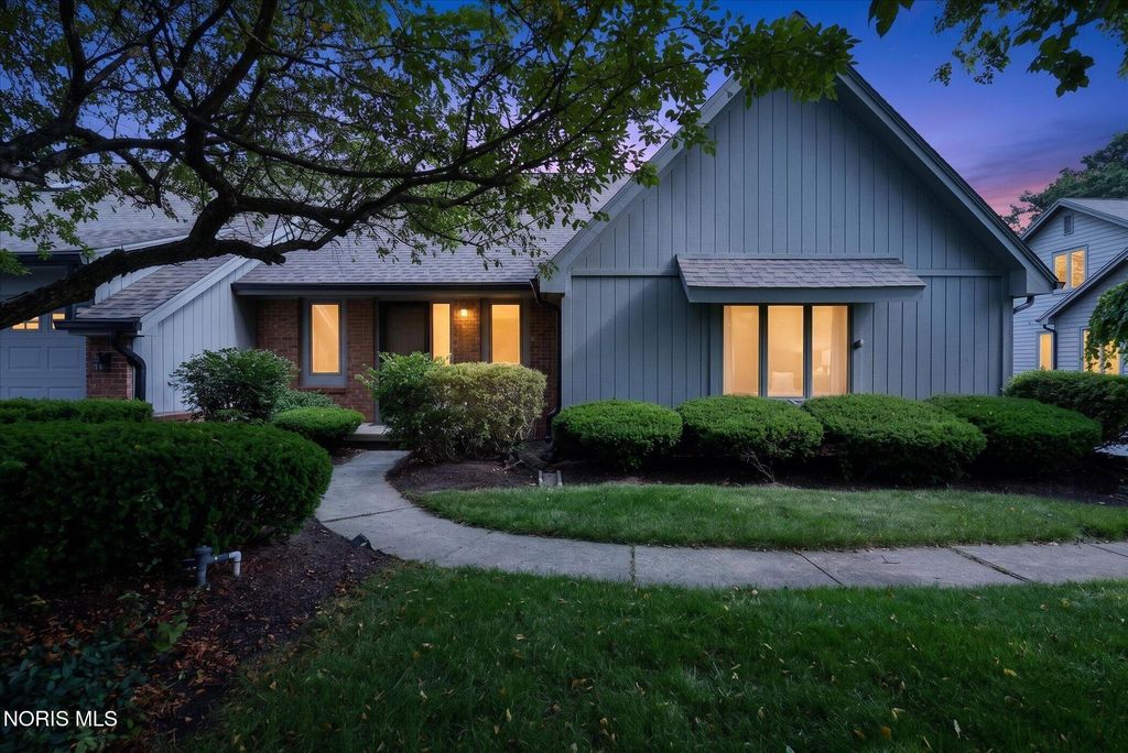 6820 Carrietowne Lane, 6820, Toledo, OH 43617