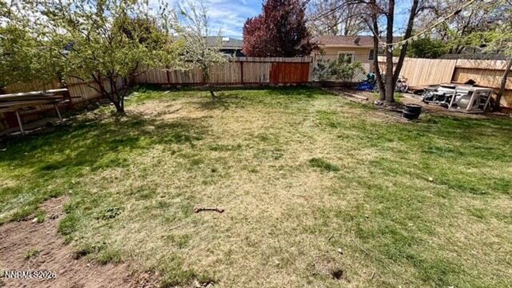 Image 33 of property listing at 1020 Roberts Street, Reno, NV 89502