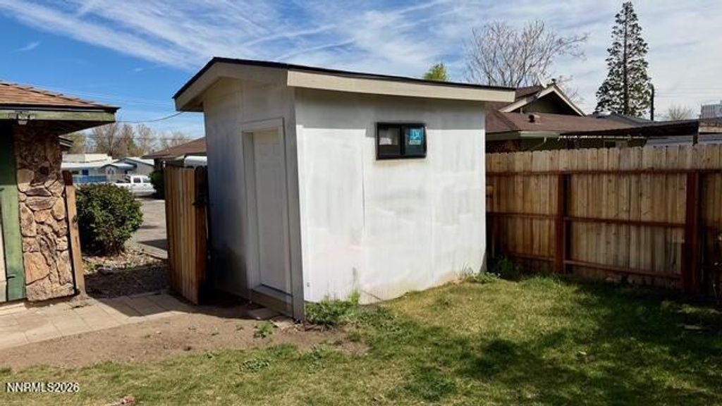 Image 37 of property listing at 1020 Roberts Street, Reno, NV 89502