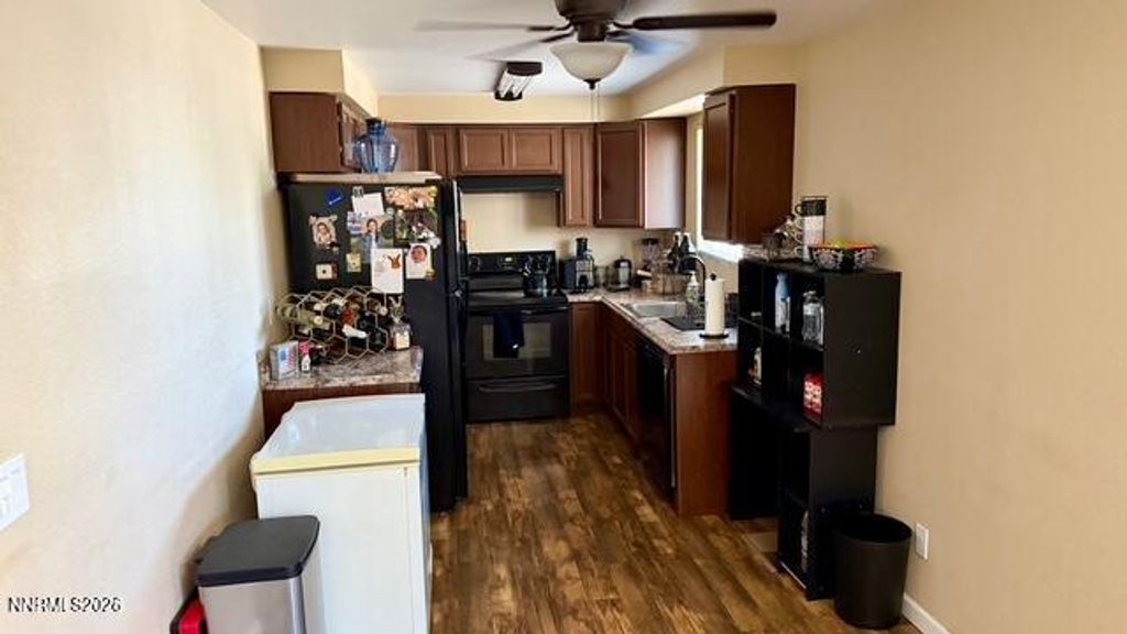 Image 6 of property listing at 1020 Roberts Street, Reno, NV 89502