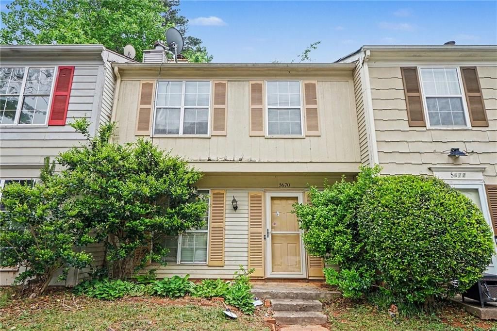5670 Wells Circle, Stone Mountain, GA 30087