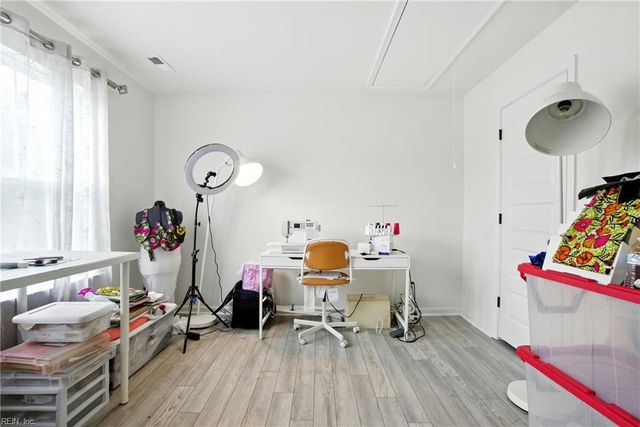 121 Meadows Landing LN, Suffolk, VA 23434