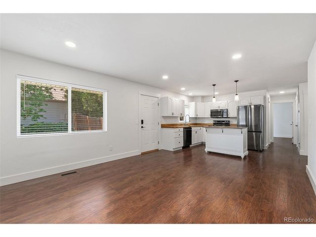 15421 E Princeton Ave, Aurora, CO 80013