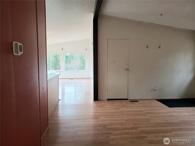 216 205th Avenue E, Lake Tapps, WA 98391