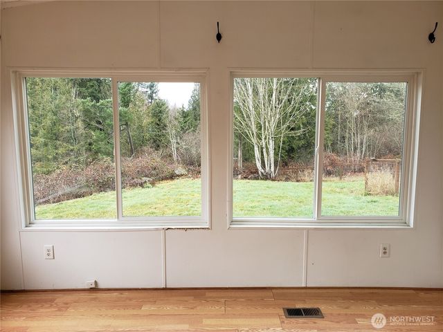 216 205th Avenue E, Lake Tapps, WA 98391