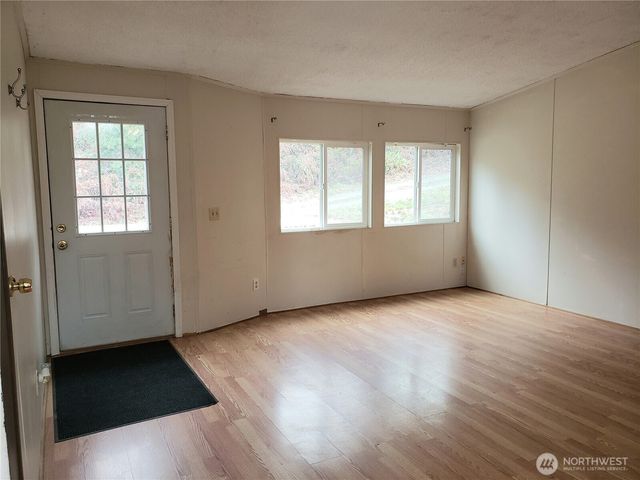 216 205th Avenue E, Lake Tapps, WA 98391