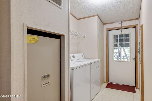 1039 Vieux Jacquet Road, Broussard, LA 70518