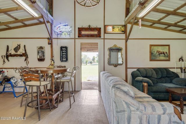 1039 Vieux Jacquet Road, Broussard, LA 70518