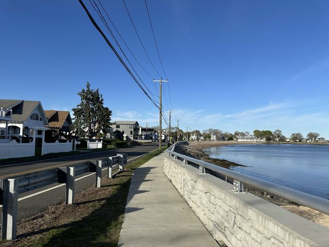 33 Sybil Avenue, Branford, CT 06405