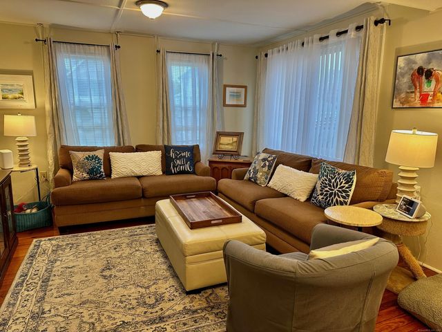 33 Sybil Avenue, Branford, CT 06405