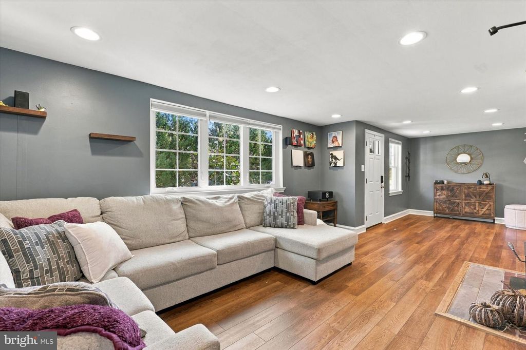 1027 CARDINAL RD #, AUDUBON, PA 19403 — photo 5