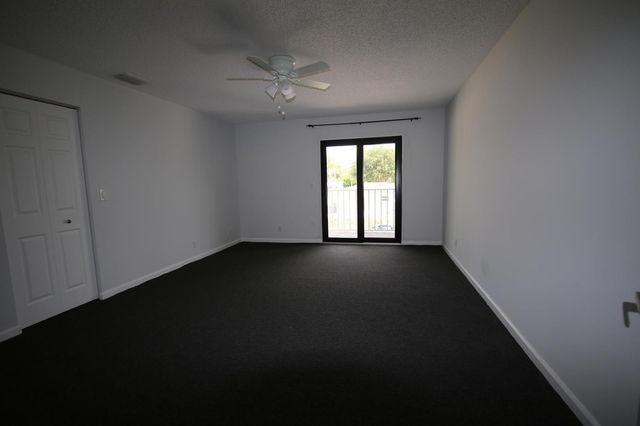 324 W PINE Street 13, Lantana, FL 33462