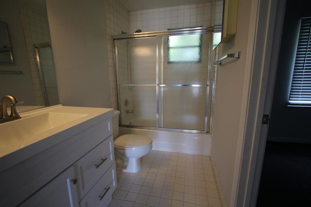 324 W PINE Street 13, Lantana, FL 33462