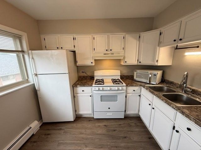 690 Marilyn Avenue 206, Glendale Heights, IL 60139