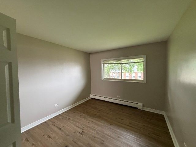 690 Marilyn Avenue 206, Glendale Heights, IL 60139