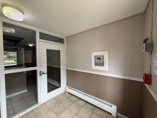 690 Marilyn Avenue 206, Glendale Heights, IL 60139