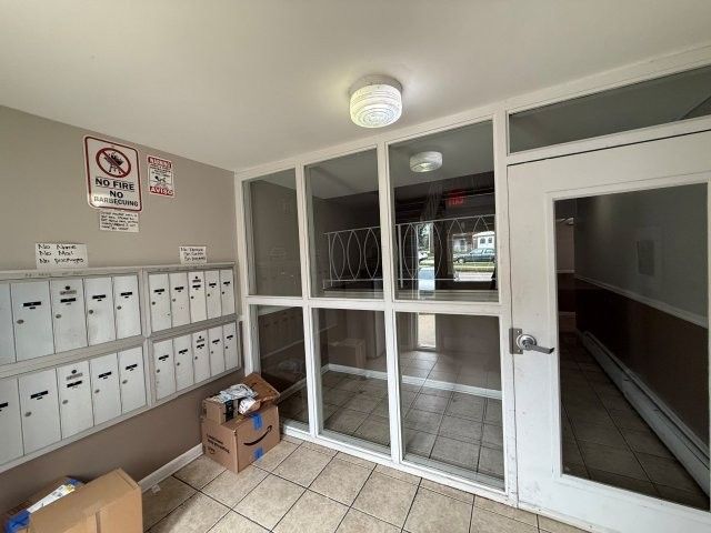 690 Marilyn Avenue 206, Glendale Heights, IL 60139