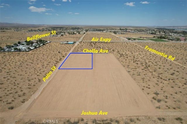 21 Palm, Adelanto, CA 92301