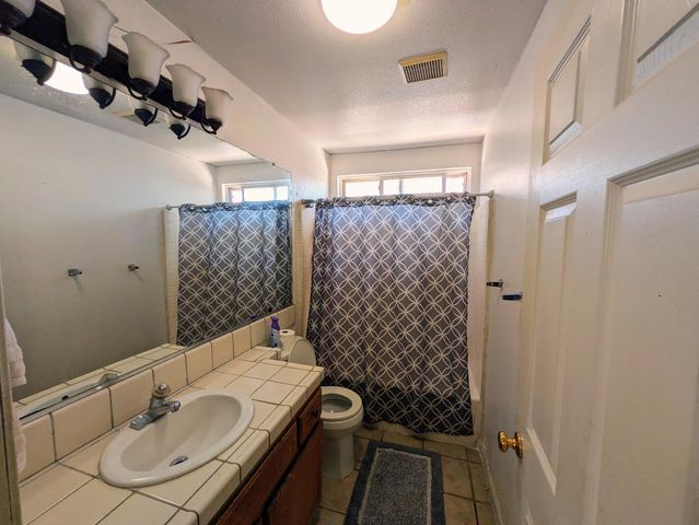 2226 typhoon Ct, Turlock, CA 95380