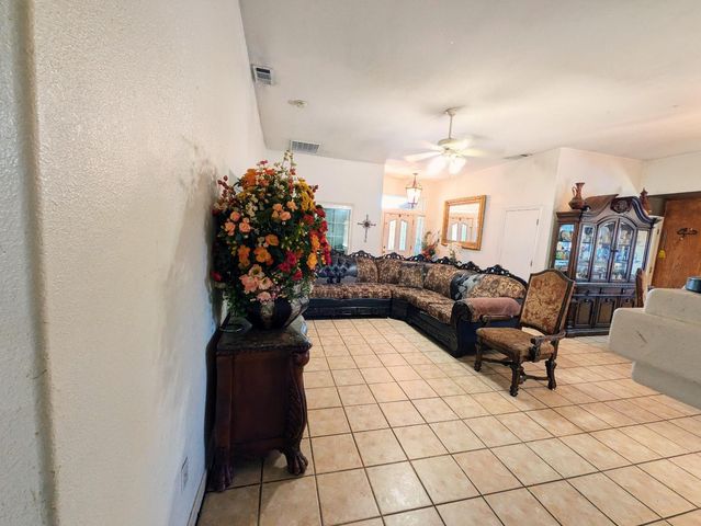 2226 typhoon Ct, Turlock, CA 95380