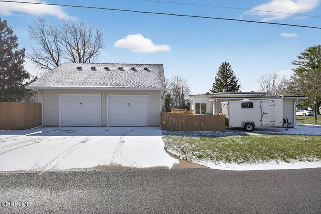 29076 Harriet Street, Millbury, OH 43447