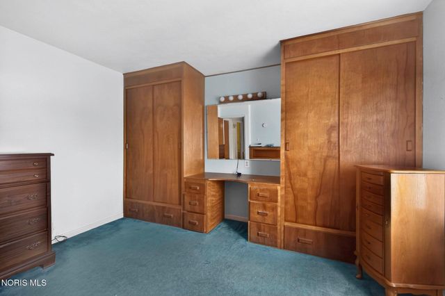 29076 Harriet Street, Millbury, OH 43447