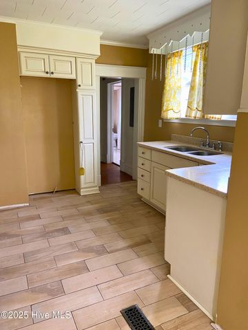 409 Market Street, Hertford, NC 27944