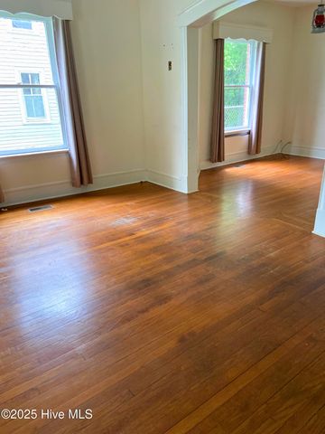 409 Market Street, Hertford, NC 27944